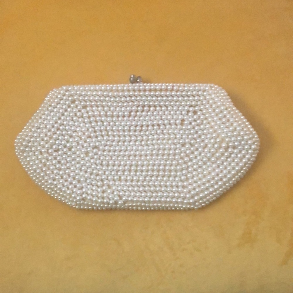 Vintage pearl clutch - Picture 2 of 5